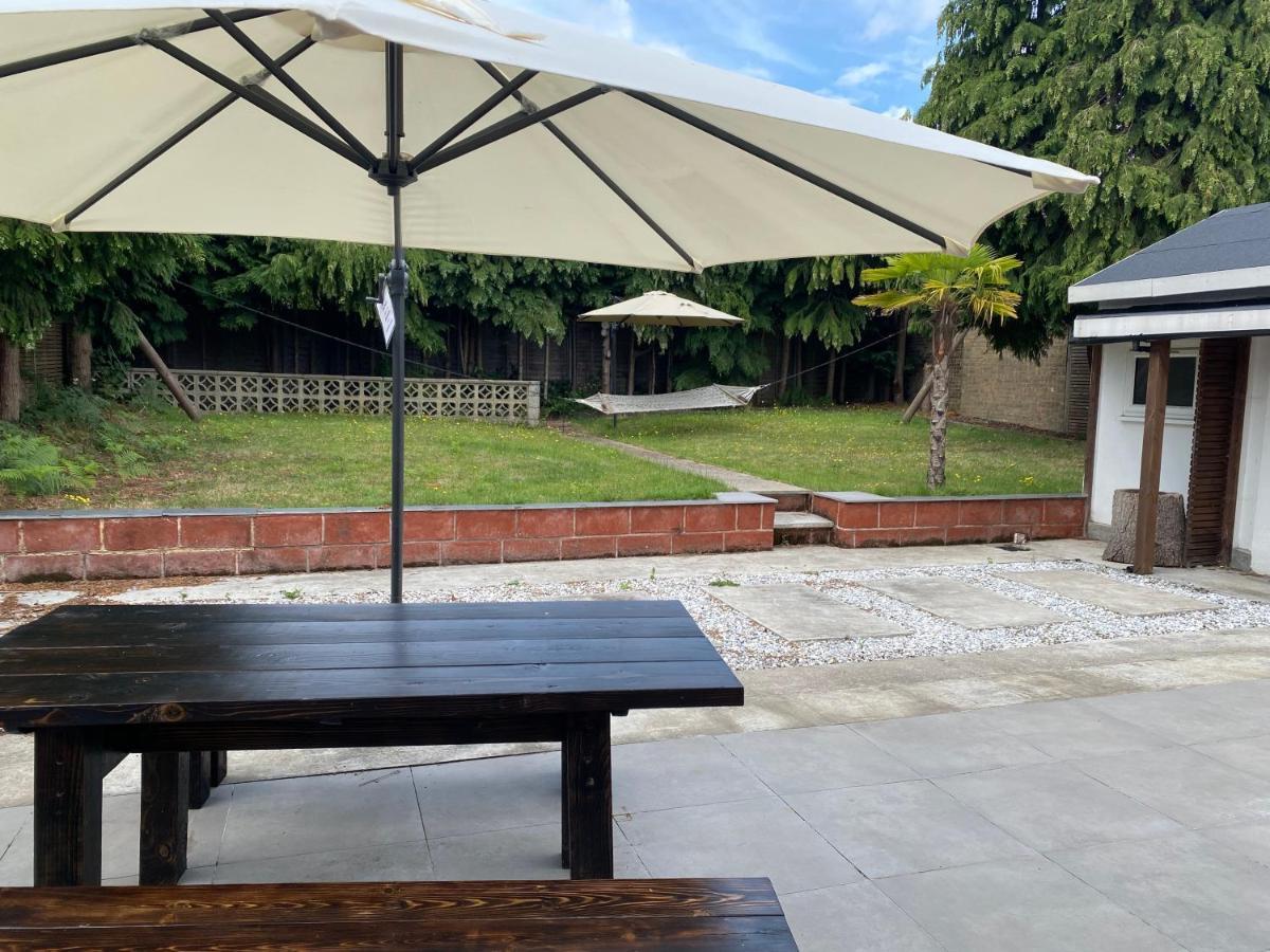 5 Bedroom Bungalow Ascot Racecourse Esterno foto
